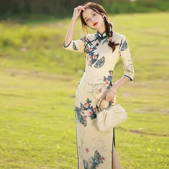 Cheongsam geliştirilmiş elbise 2023 yeni stil mizaç genç kız retro Fransız uzun günlük bahar bel